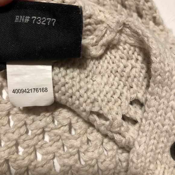 Rock and Republic cream color crochet sweater med. - Picture 6 of 7
